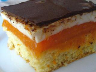 Jak upéct kostky s meruňkovým želé a tvarohem | recept